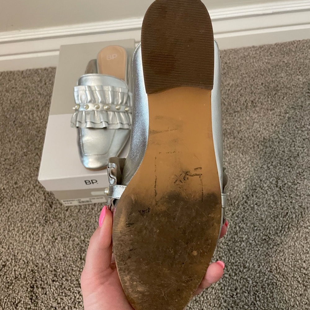 BP Mandy Ruffle Loafer Mule - Picture 6 of 6